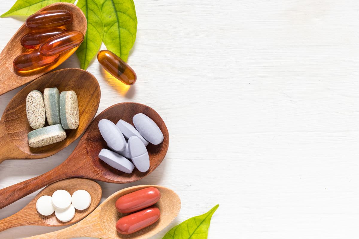 8 Supplements that Can Help Reduce Anxiety, According to a Psychiatrist ...